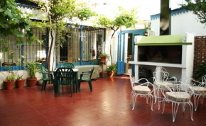 Гостиница Antonieta Hostel  Сан-Рафаэль